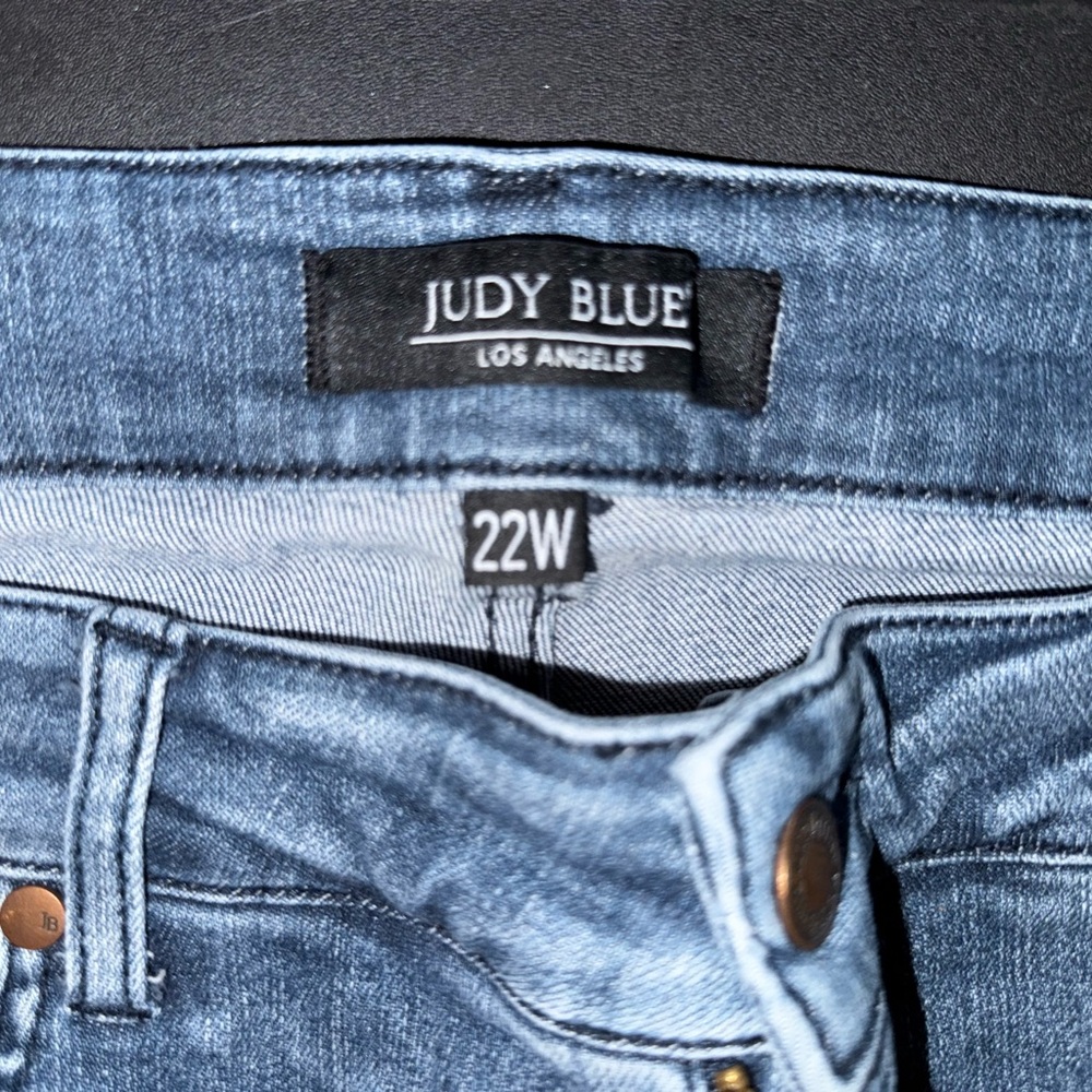 Judy Blue Classic Blue Jeans with Gold Contrast Stitching